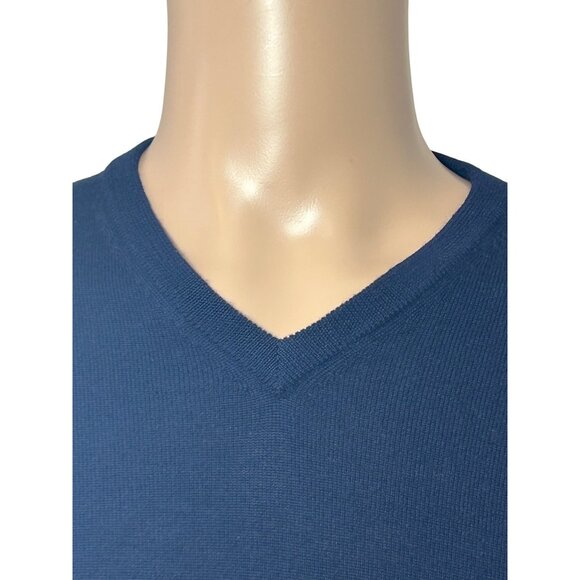 Gap Men’s Sweater M Navy Blue Vintage Long Sleeve V-Neck Classic Preppy Casual - Picture 7 of 11